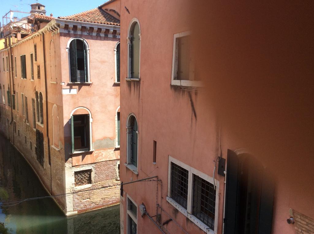 San Polo Near Rialto Fish Market Veneza Exterior foto